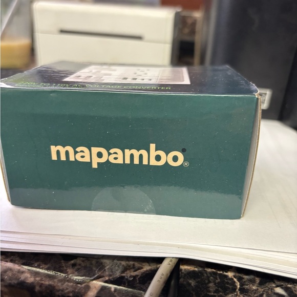 Mapambo Voltage Converter Adapter - Picture 2 of 5